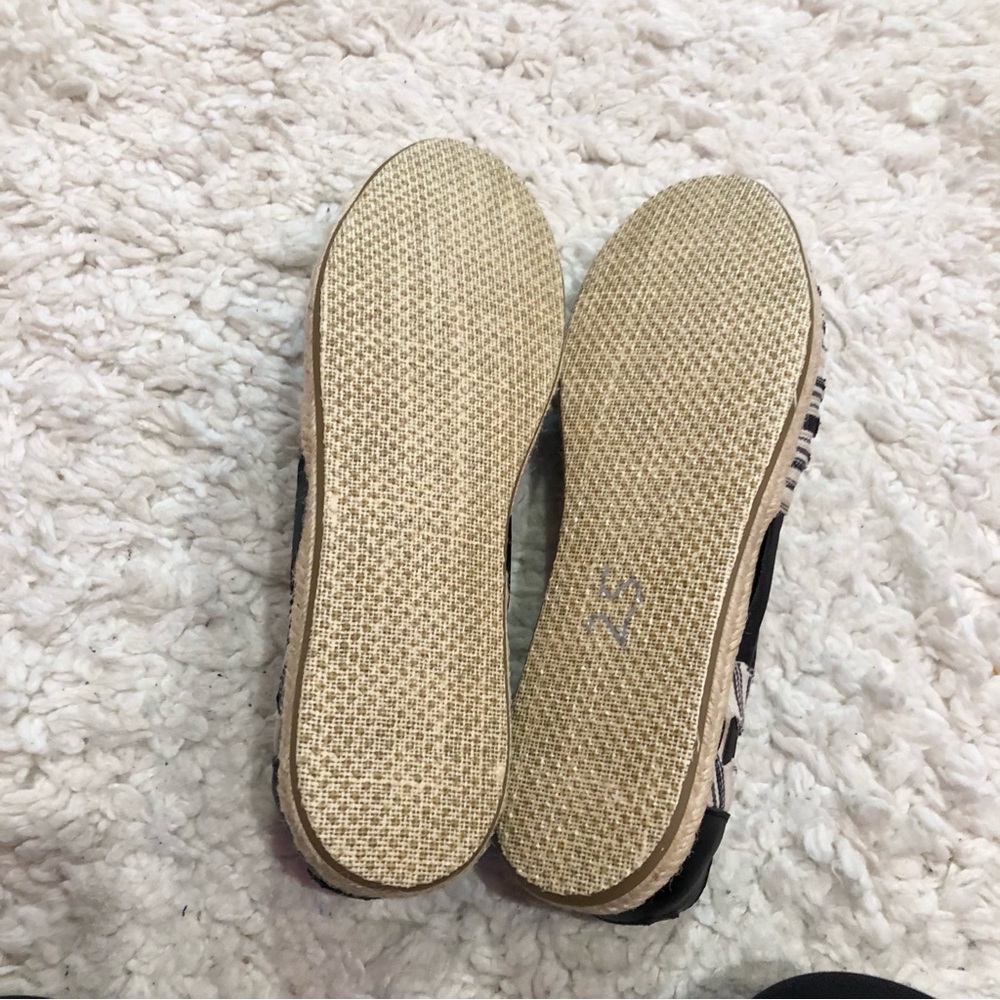 Toms Huarache Alpargata Woven Leather Espadrille Slip On Shoes Black White 12 - Picture 8 of 10
